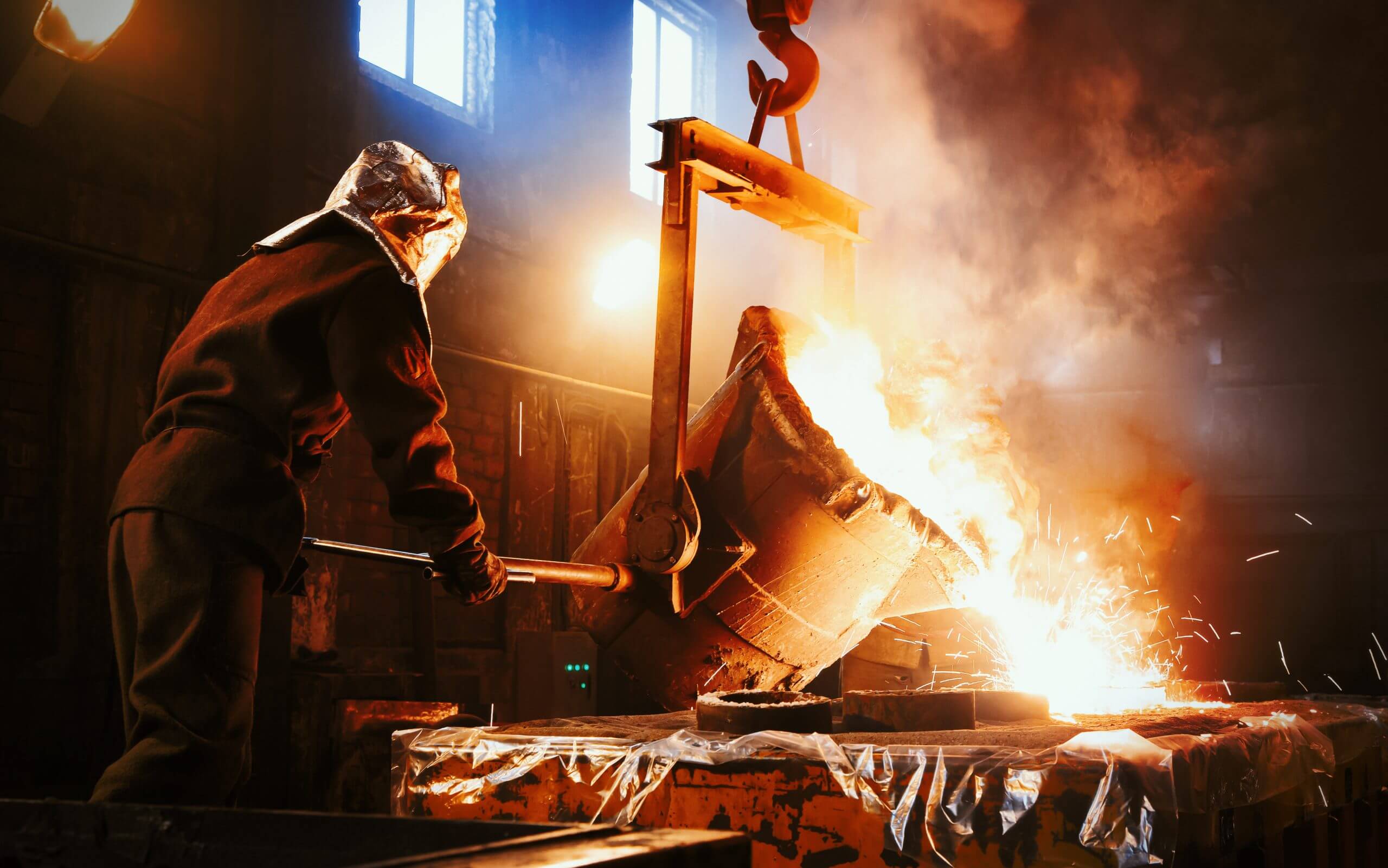 鋳造作業のイメージ